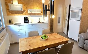 New, Modern & Cozy Apartment - Near Airport Ber #Links